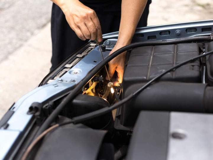 Remplacement d'optiques de phares pour une visibilité optimale